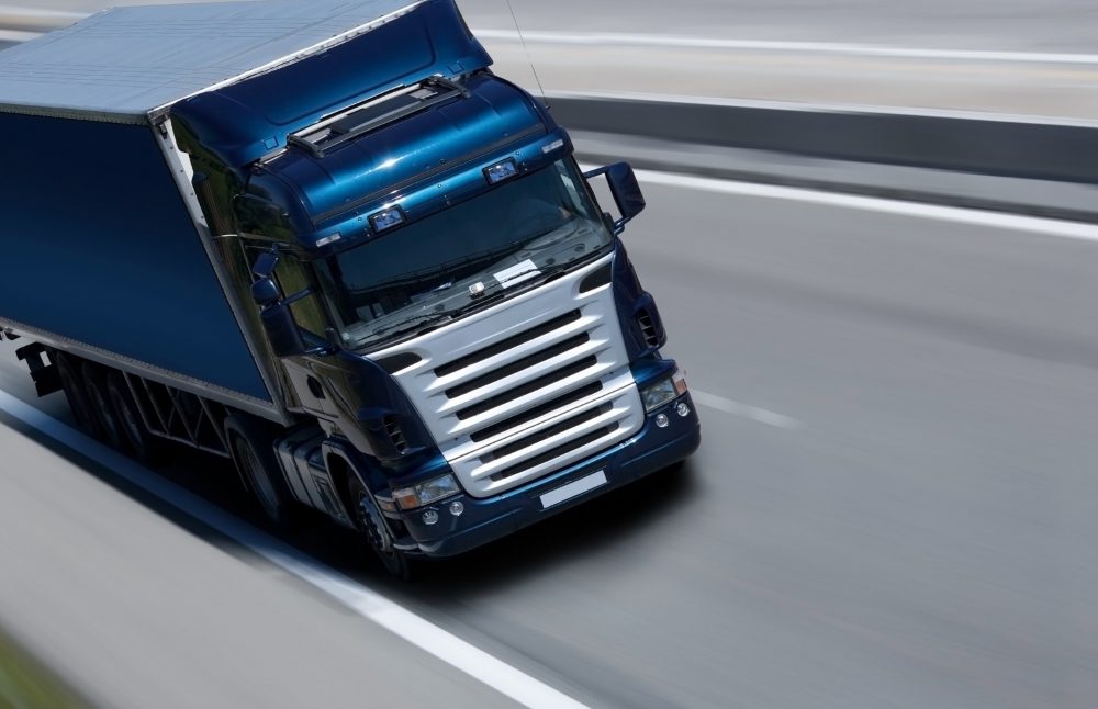 Lei garante direitos a manifestantes do setor de transportes, mas repassa custo a outros setores da economia